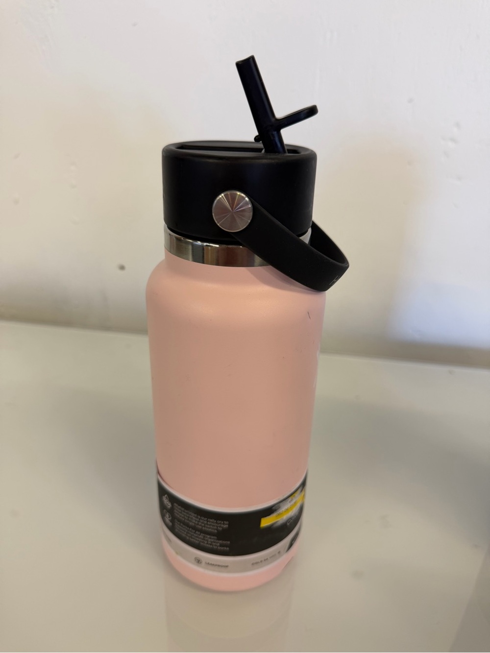 Hydro Flask Pink Water Bottle with Black Lid 32 oz